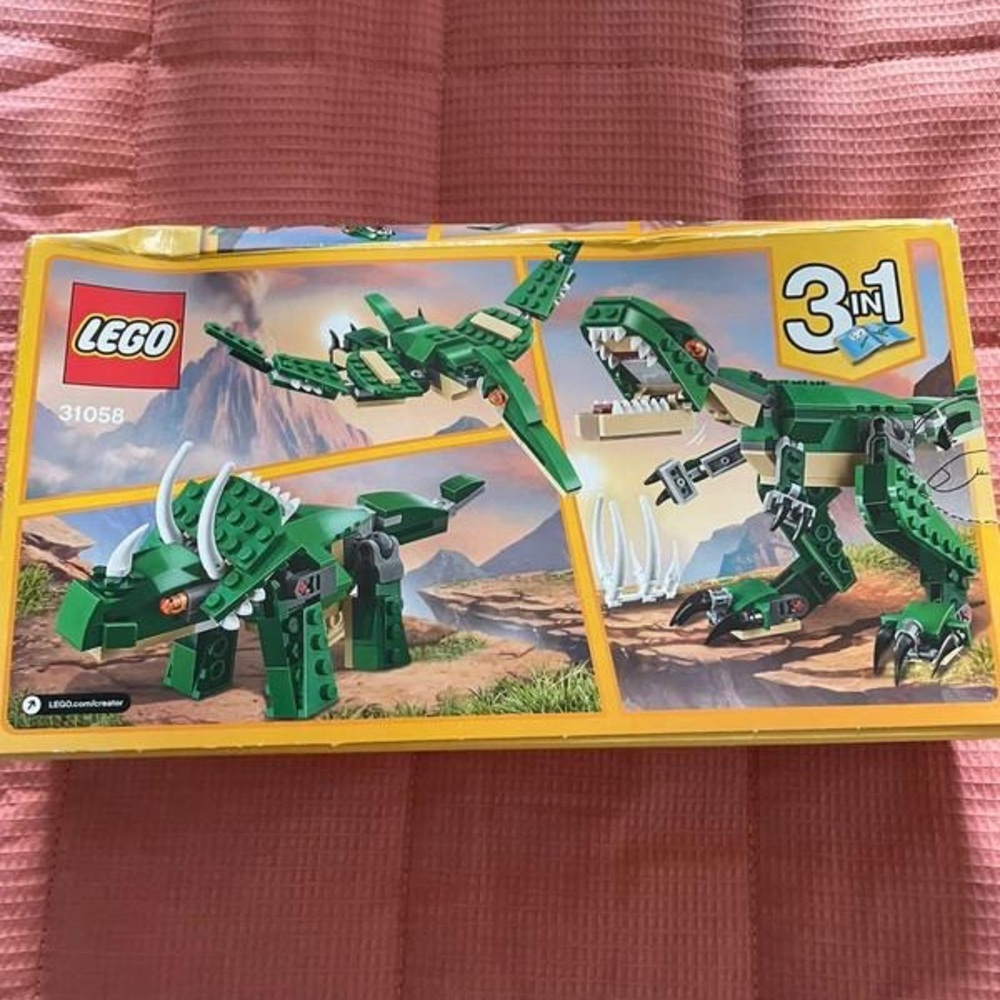 Classic Black GarmentDinosaur Lego